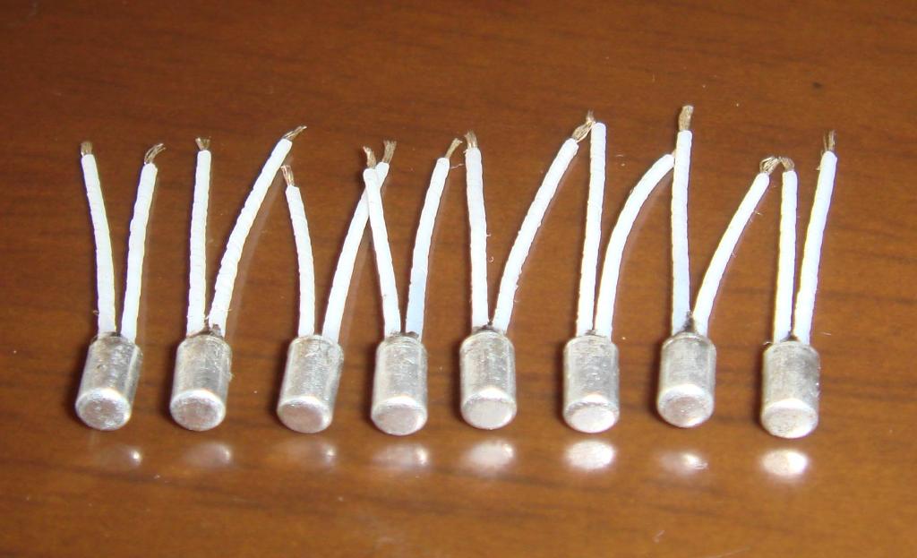 ��С���¶ȴ��������������Ǳ���