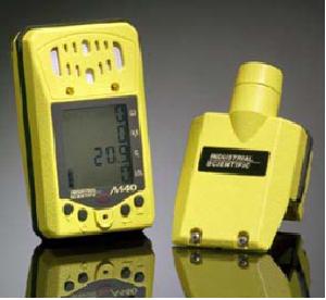 2����������