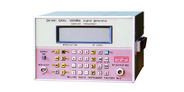 1�źŷ����� �ͺ�:HWY4-ZN1081FM/AM