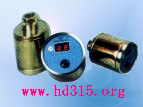 ����ѹ����/�պ���ѹ�� �ͺ�:TH13DYM3 ��ţ�M357006