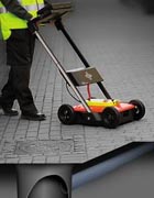 ����̽����