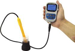 ˮ��Ӳ������(�缫��) �й� 